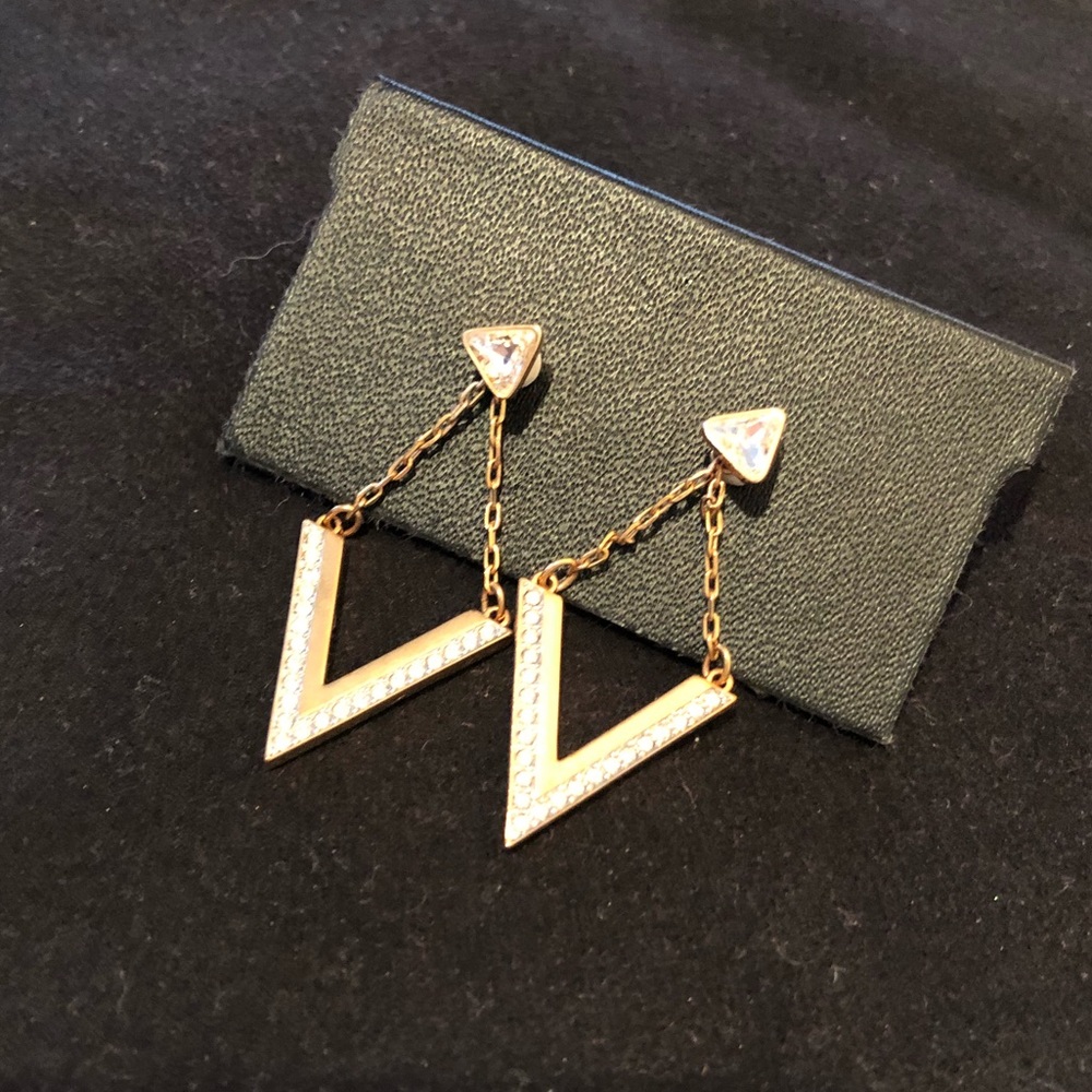 Swarovski Delta crystal rose gold plating earring